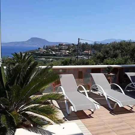 Smaro Holiday home *