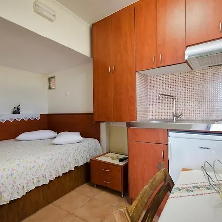 Holiday home Smaro